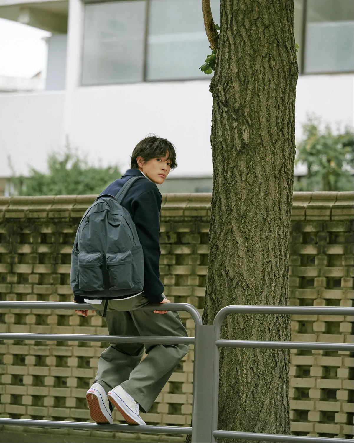 ALL DAY BACK 03 - GREY