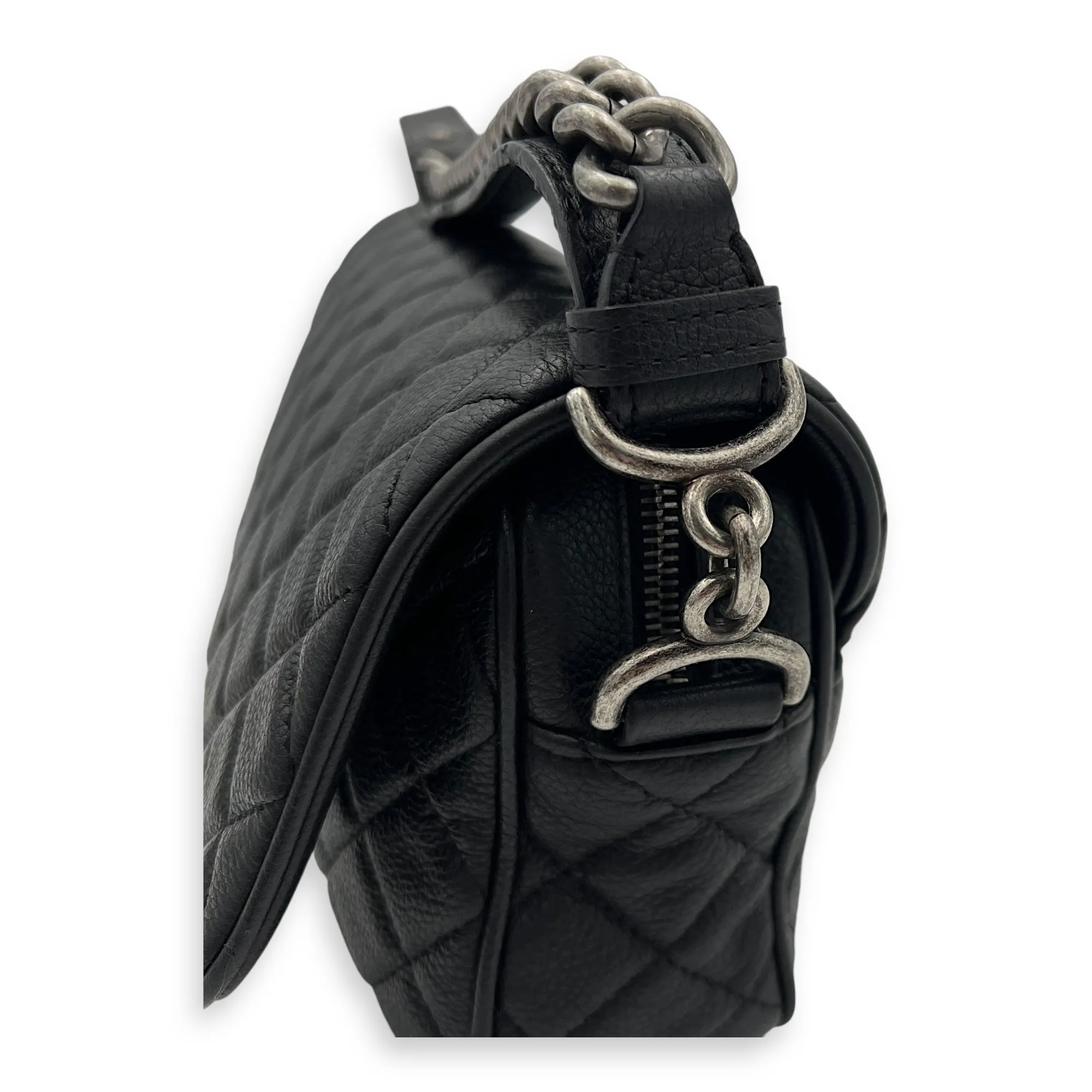 Easy Flap Shoulder Bag Black in Caviar Leather, Silver hardware