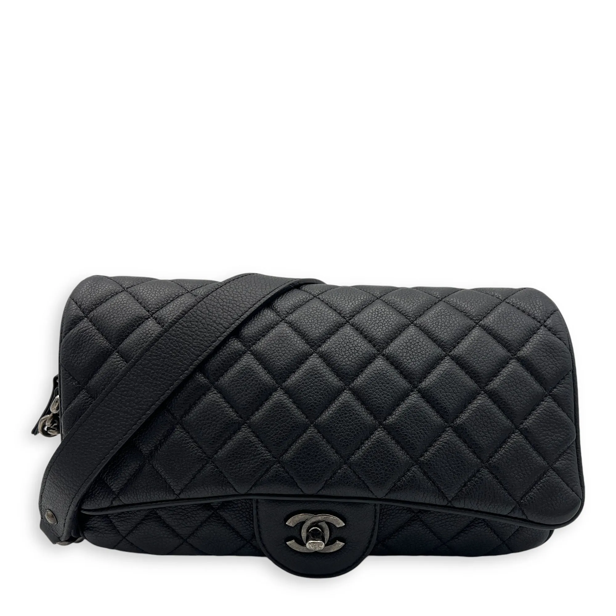 Easy Flap Shoulder Bag Black in Caviar Leather, Silver hardware