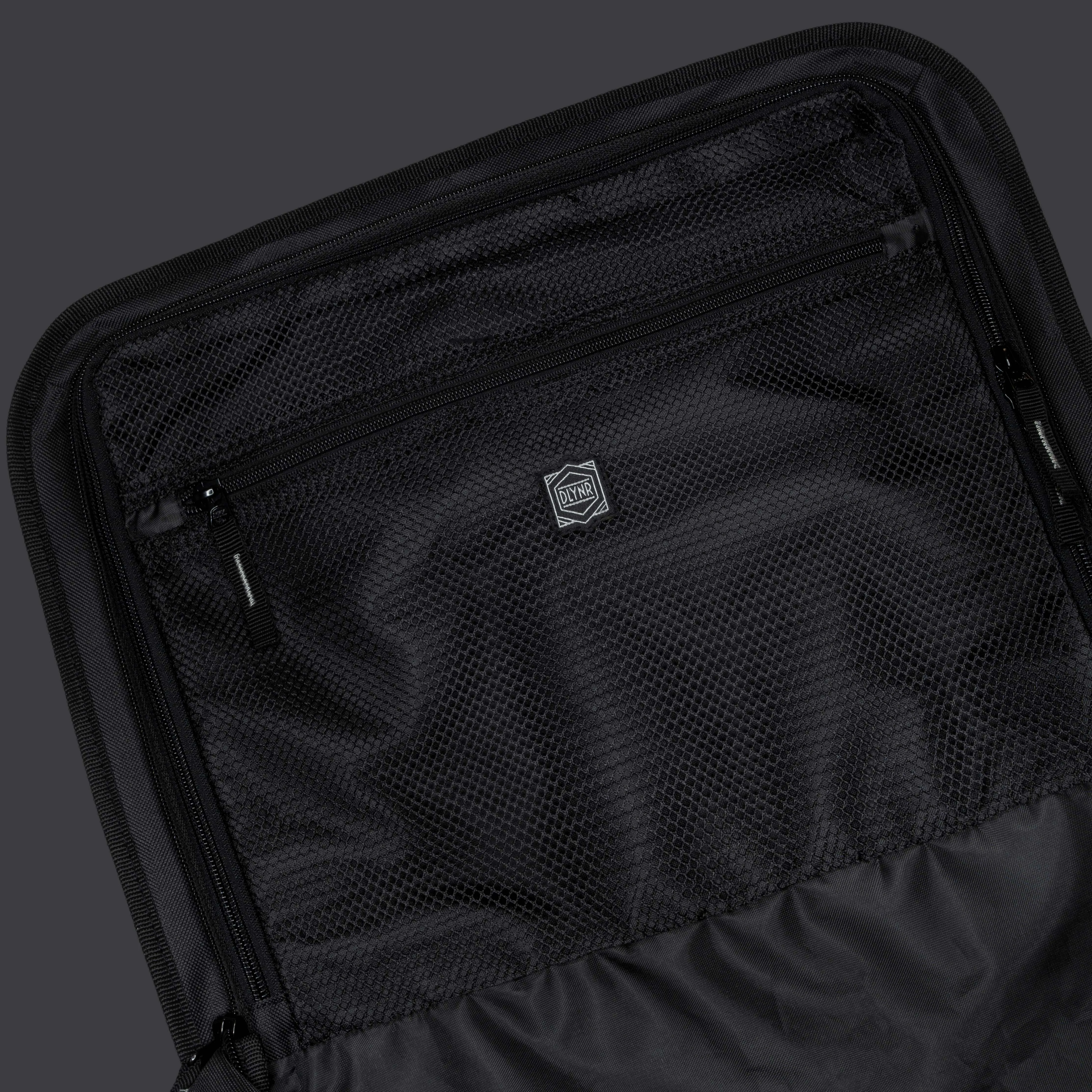 m2o Duffle Black