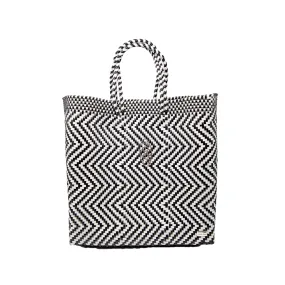 MEDIUM WHITE BLACK CHEVRON TOTE BAG