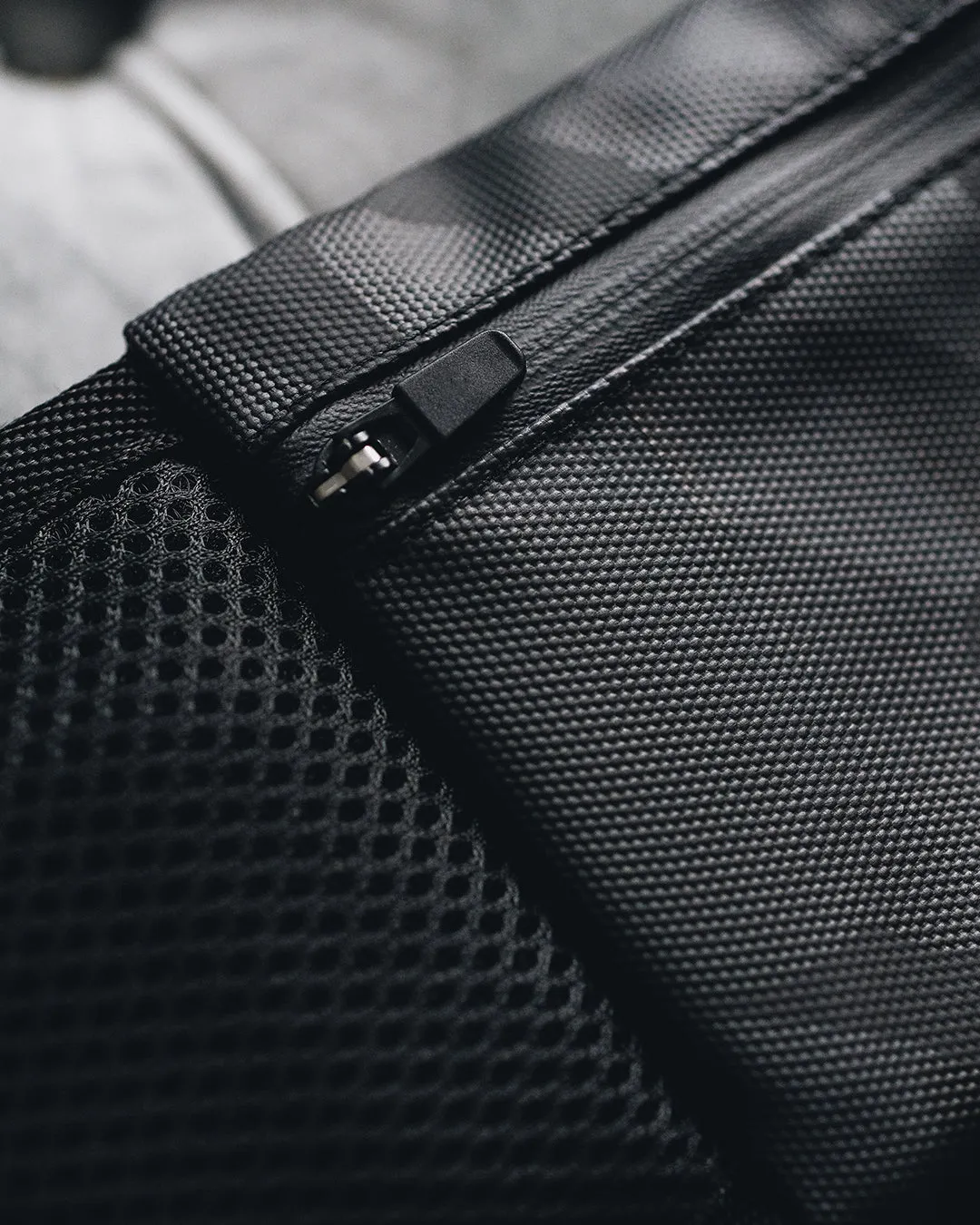 Prime Crossover Bag