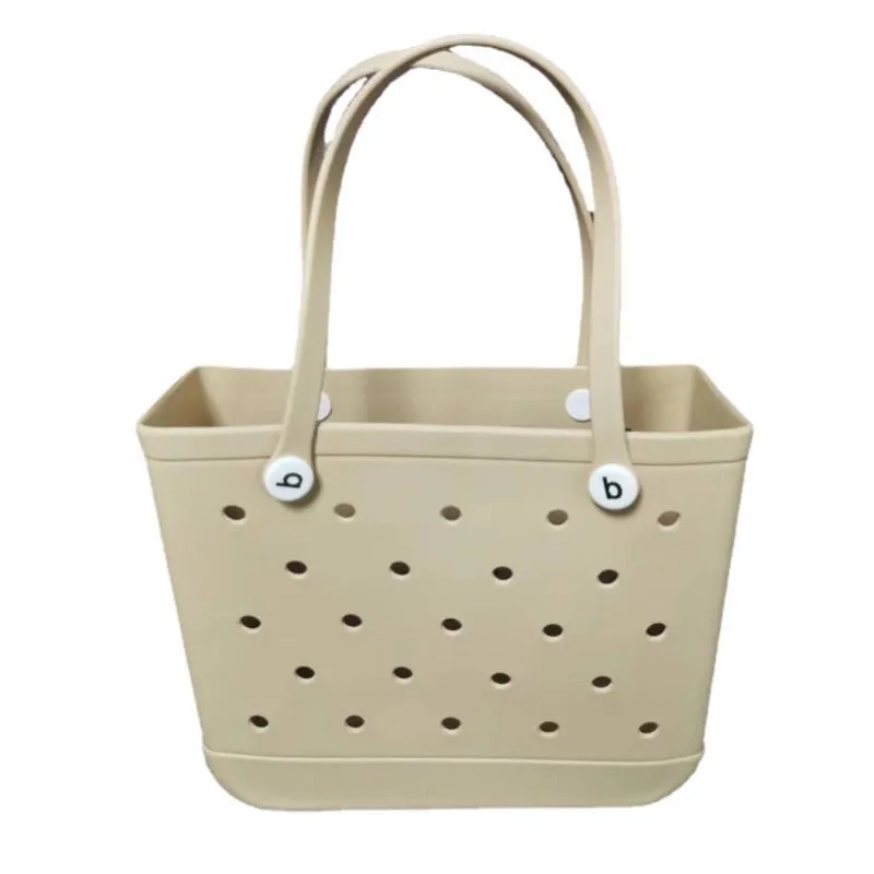 The Perfect Outdoor Tote