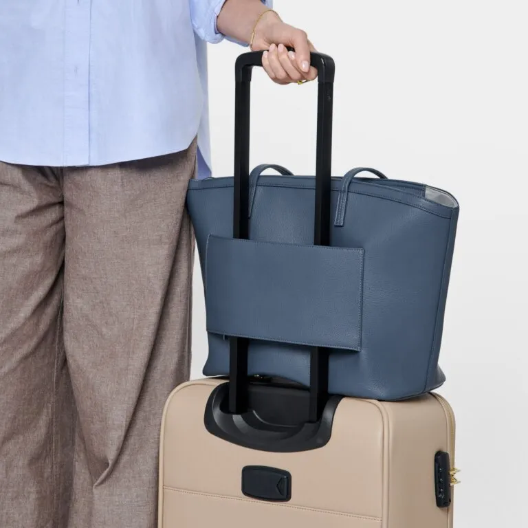 Travel Tote
