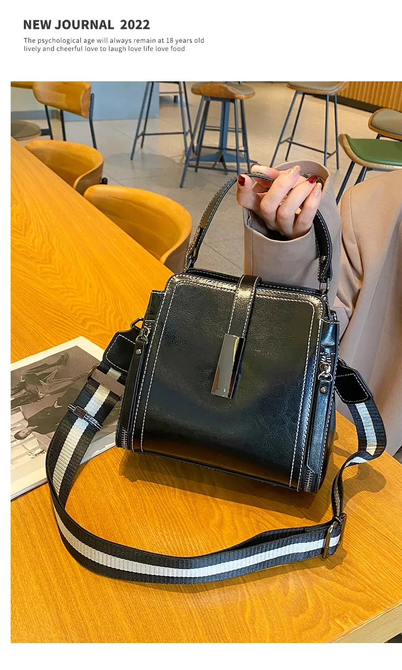 YANATARI Yummy Leather Vintage Shoulder Bag